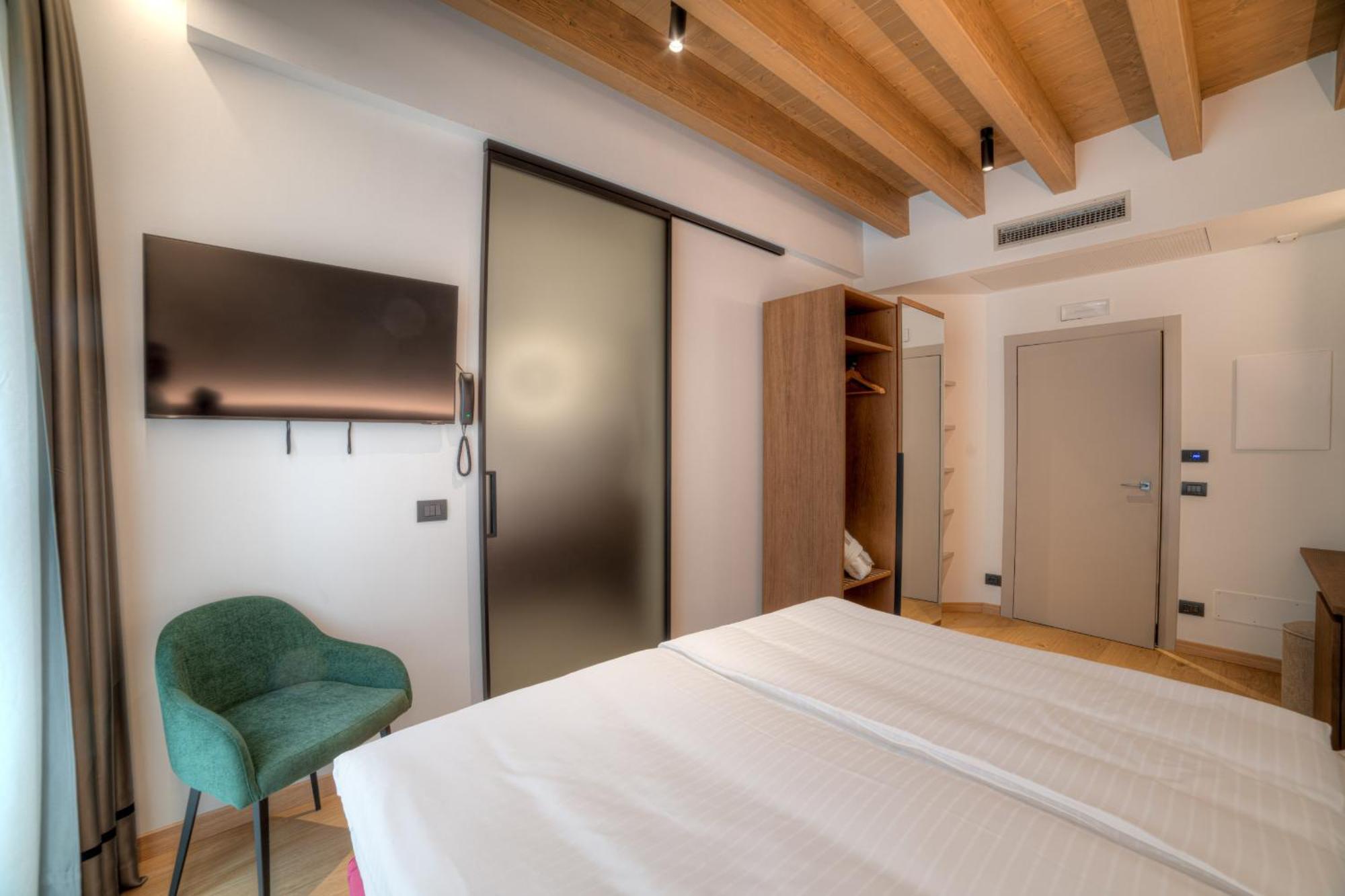 Hotel Wine San Carlo - Relais & - Boutique 4*